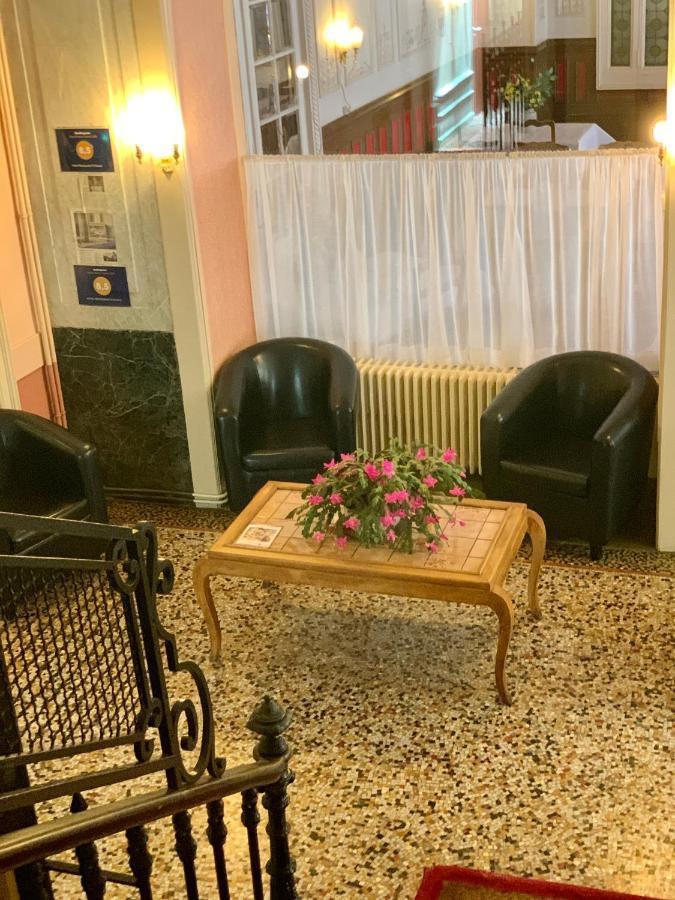 Hotel Restaurant D'Alsace プロンビエール・レ・バン エクステリア 写真